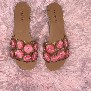 NEW Talbots Hannah Flowers Natural/Pink Straw Slides Size 8.  ***LAST CHANCE***